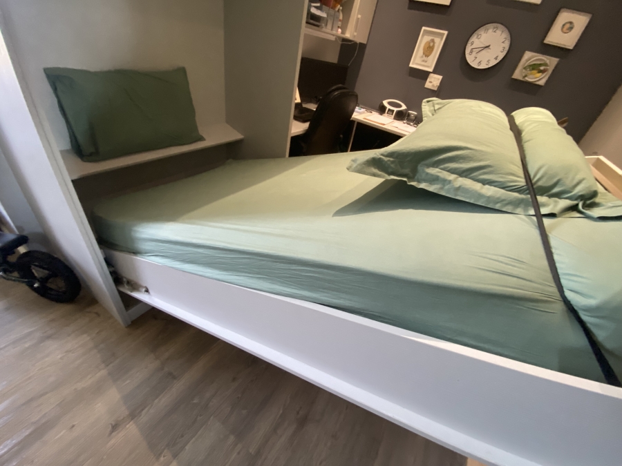 1 Bedroom Property for Sale in Plattekloof Western Cape